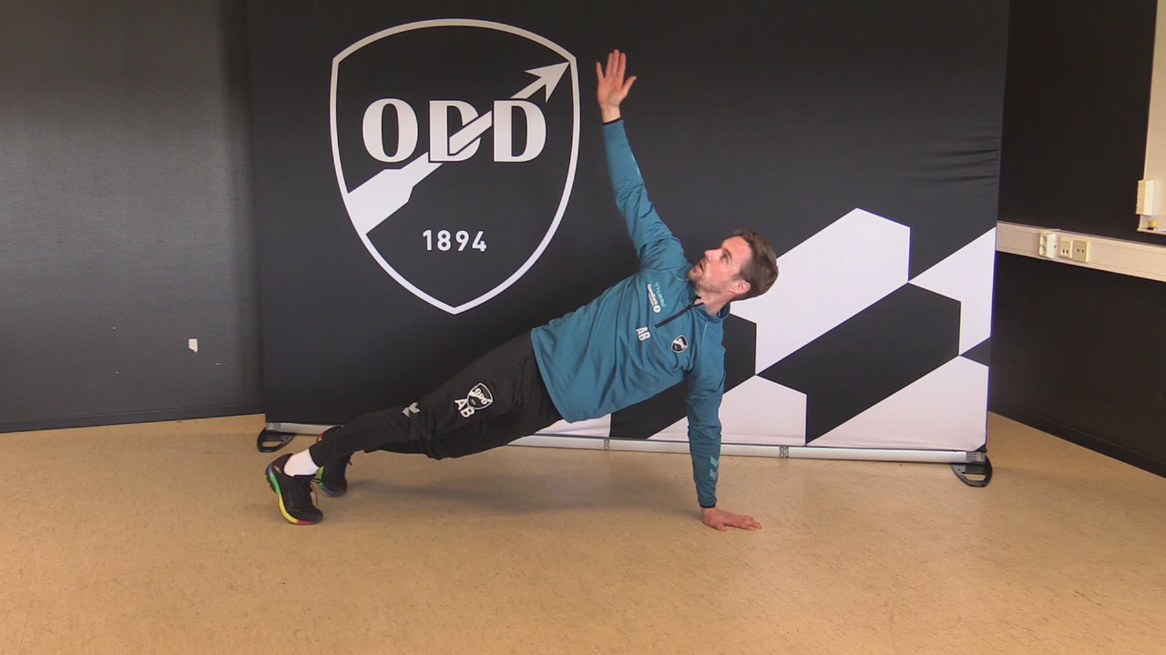 Push ups med rotasjon Level 3.MP4